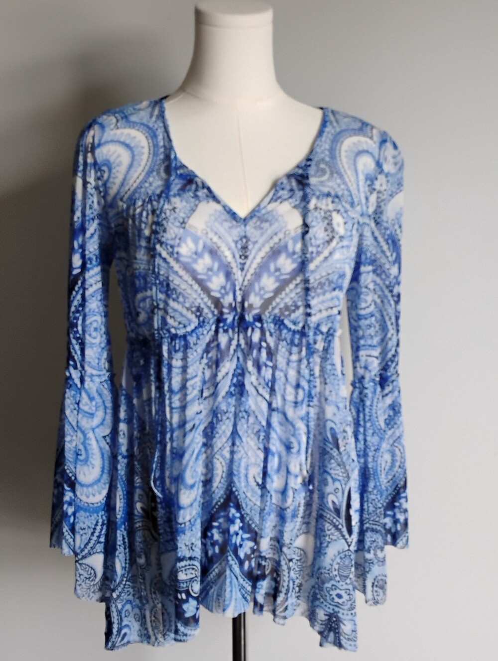 Blue Bell Sleeve Relaxed Blouse Size S